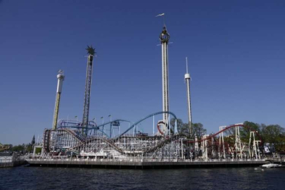 İsveç'te lunaparkta facia