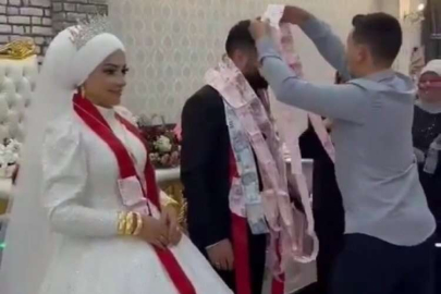 Gelin ve damada arkadaşları tarafından 45 metre para takıldı