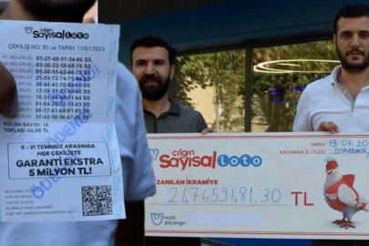 Büyük ikramiyeyi makineye oynattığı 60 liralık kuponla kazandı!