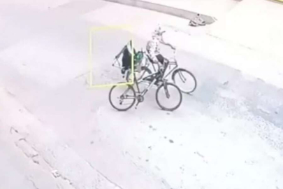 Bisikletle gelip bisiklet çaldı