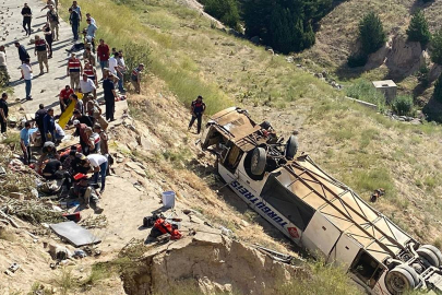 Kars'ta 8 kişinin hayatını kaybettiği kazanın ardından otobüs firması piyasadan çekildi