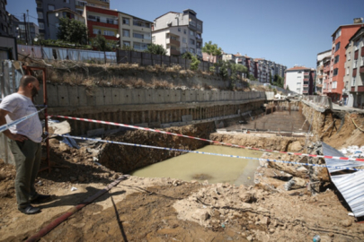 Sarıyer'de inşaat çalışması sırasında yol çöktü