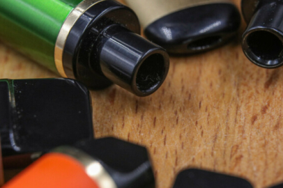 Elektronik sigara tehlikesi: Gençlerde solunum yolu hastalıkları riskini artırıyor