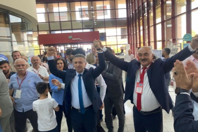 CHP Yıldırım'da kazanan İlhami Gün