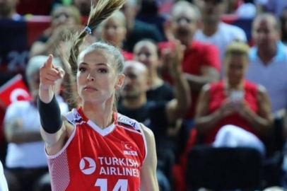 Kaptan Eda Erdem eşinin adını formasında taşıyor