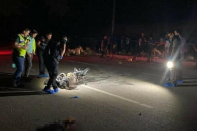 Antalya'da iki motosiklet kafa kafaya çarpıştı! 2 ölü, 1 yaralı