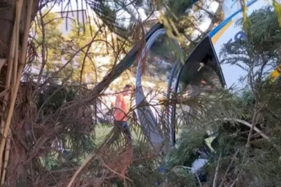 Afyonkarahisar’da helikopter otel bahçesine düştü