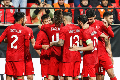 Milli takımın başına sürpriz isim! Stefan Kuntz'un yerine gelecek isim sosyal medyayı salladı