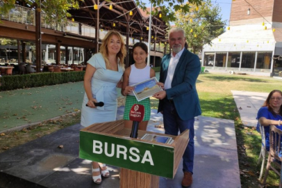 Bursalı kadınlardan kız çocuklarına yardım eli