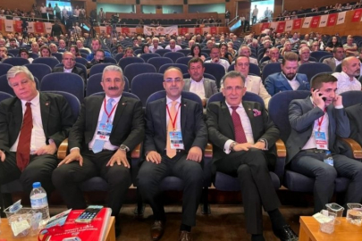 CHP Bursa İl Kongresi'nde İl Başkan adayları konuştu