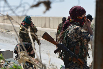 Terör örgütü PKK'nın bir diğer yüzü! Suriye'de işgal edilen bölgede Kur'an-ı Kerim eğitimini yasakladı