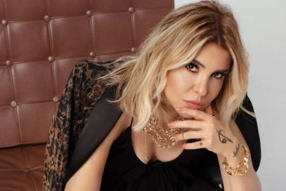 Gülben Ergen, Atatürk'e saygısızlık yapan gence beddua etti