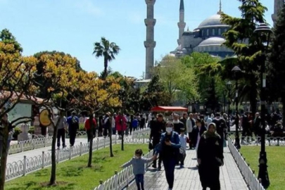 Turizm Bakanlığı açıkladı! İstanbul'a ilk 8 ayda 11.5 milyon yabancı akın etti