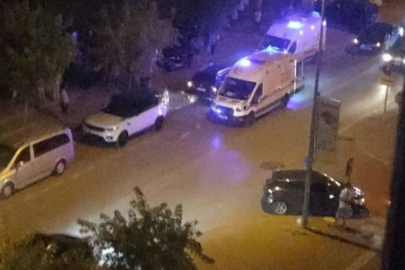 Hız yapan sürücü yayalara çarptı!