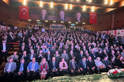 MHP Bursa İl Başkanı Muhammet Tekin güven tazeledi