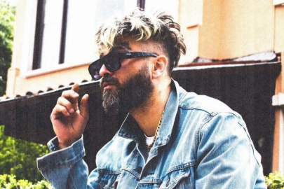 Ünlü rapçi Şehinşah konsere giderken kaza yaptı