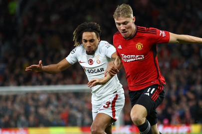 Temsilcimiz Galatasaray deplasmanda Manchester United'ı devirdi