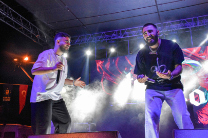 Karacabey’de Gençlik Konserine yoğun ilgi