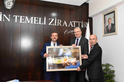 Başkan Özkan’dan ‘hayırlı olsun’ ziyaretleri