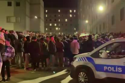 Bursa'da öğrenciler yurt yemekleri nedeni ile eylem yaptı