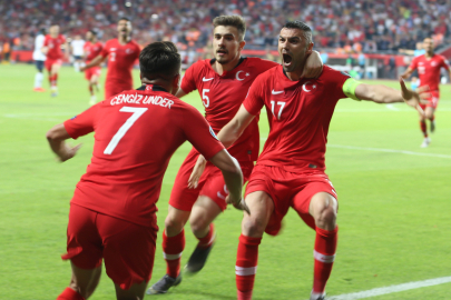 Türkiye'nin futbol tarihindeki ilk milli maçının 100. yıl dönümü