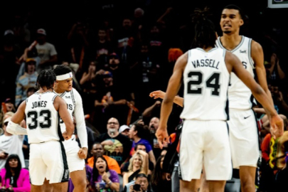 Cedi Osman'ın takımı San Antonio Spurs, Phoenix Suns'ı yendi