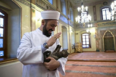 İmam Mustafa Efe, Mekke'de gözaltına alındığını açıkladı!