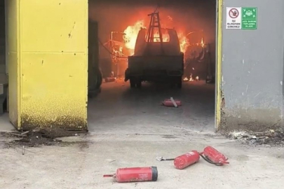 Bursa'da cam imalathanesinde yangın!