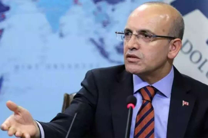 Bakan Şimşek, çiftçilere mazot ve tohum dağıttı