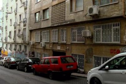 Orhan Pamuk komşularıyla mahkemelik oldu