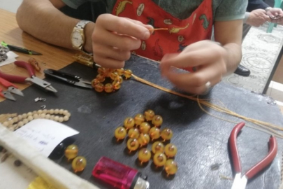 Bursa'da asırlık dede mesleğini sürdürüyor