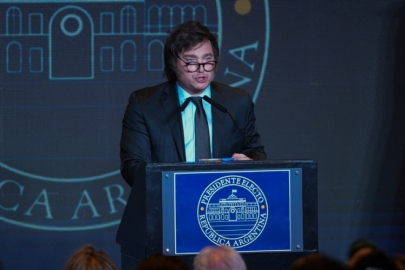 Arjantin'de devlet başkanlığı seçimini Milei kazandı