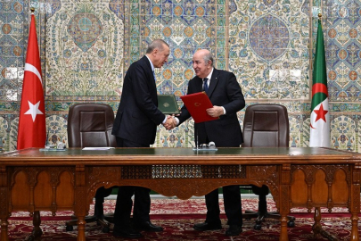 Türkiye ile Cezayir arasındaki ticari ilişkiler gelişiyor! LNG anlaşması uzatıldı