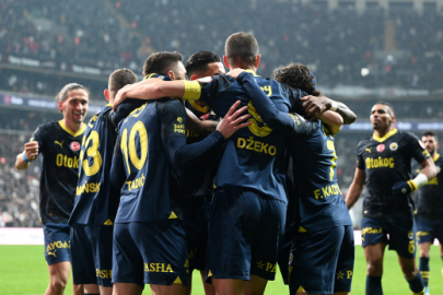 Dev derbide Fenerbahçe, Beşiktaş'ı üç golle geçti!