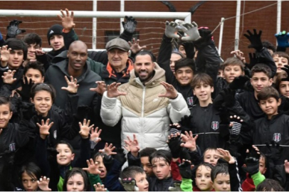 Ricardo Quaresma ile Atiba Hutchinson altyapı oyuncularıyla buluştu!