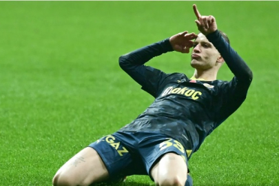 Sebastian Szymanski: Fenerbahçe'yi çok iyi temsil ettik