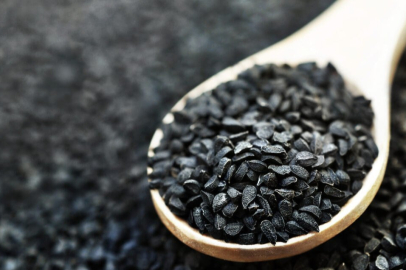 Her gece çörek otlu yoğurt yemenin faydaları