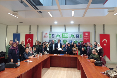 Kadınlar göz sağlığı konusunda bilgilendirildi