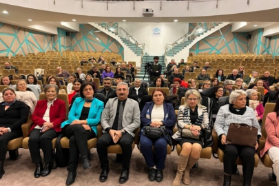 CHP Bursa İl Kadın Kolları Bursa'da ki aday adaylarını buluşturdu