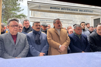 Faruk Çelik'in annesi son yolculuğuna uğurlanıyor