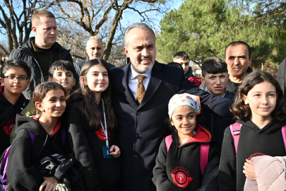 Teoman Özalp Parkı, yenilenen yüzüyle hizmette
