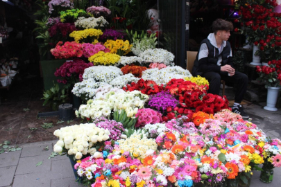 Çiçekçilerde 14 Şubat yoğunluğu