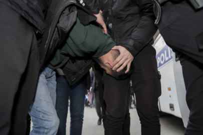 AK Parti seçim çalışması sırasında silahlı saldırı!