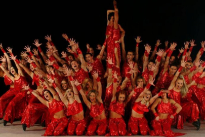 Todes Dans İmparatorluğu Bursalılarla buluştu