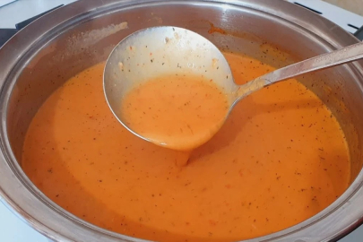 Tencereye 4 kaşık ekleyin, tarhana çorbası ne topaklanacak ne de dibi tutacak