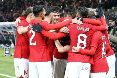 A Milli Takım'da iki sakatlık! Kadrodan çıkarıldılar