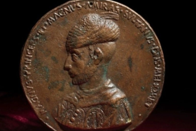 Fatih'in portresinin bulunduğu 'tılsımlı madalyon' İngiltere'de satışa çıkacak