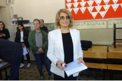 Eski Başbakan Tansu Çiller oyunu kullandı