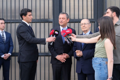 Özgür Özel'den eski Cumhurbaşkanı Sezer'e ziyaret