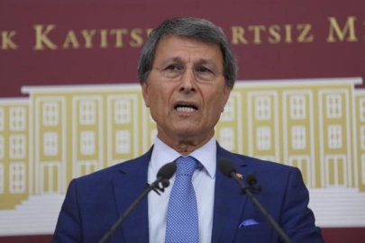 Türkiye'ye yeni bir parti geliyor: Yusuf Halaçoğlu kuracağı partinin adını açıkladı